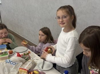 c3f7328f-fc92-4e1d-a88b-5572b6587136