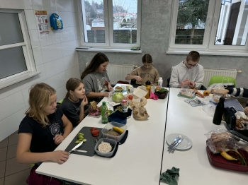 f3bcda58-2815-4cf0-99a8-f537ac7349af