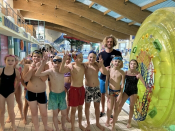 e4531d7e-97ac-46c9-a7b0-4b464578b803