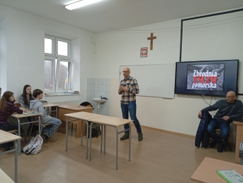 Zdjęcie WhatsApp 2025-12-10 o 21.46.05_1f08342b