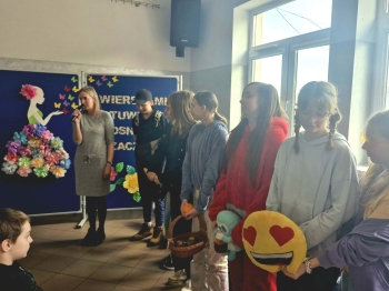 9df01421-6fc5-40c2-81a8-5f3b8a4d64df