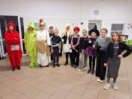 DYSKOTEKA SZKOLNA – WIECZÓR PEŁEN MUZYKI I DOBREJ ZABAWY!