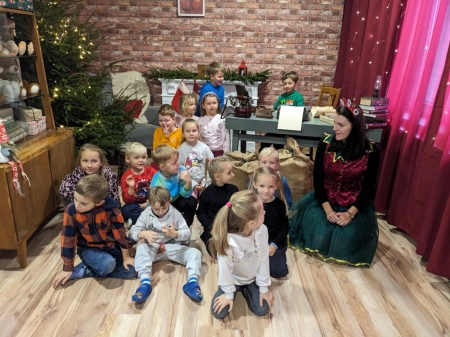 ŚWIĄTECZNA WYPRAWA PRZEDSZKOLAKÓW DO CHOJNIC