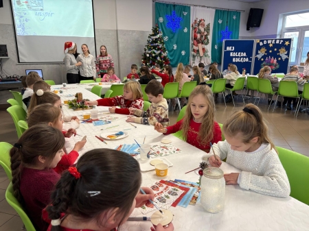 ŚWIĄTECZNE WARSZTATY PLASTYCZNE