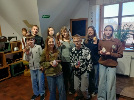 BARWY KASZUB W TWÓRCZYCH WARSZTATACH DECOUPAGE 