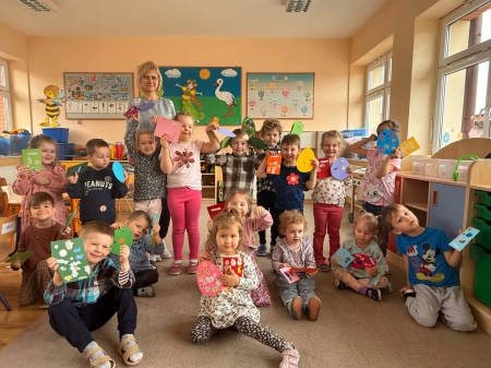 WARSZTATY WIELKANOCNE  U PRZEDSZKOLAKÓW