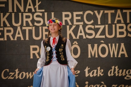 ALEKSANDRA HÖHN W FINALE 55. KONKURSU RECYTATORSKIEGO LITERATURY KASZUBSKIEJ „RODNÔ MÒWA”